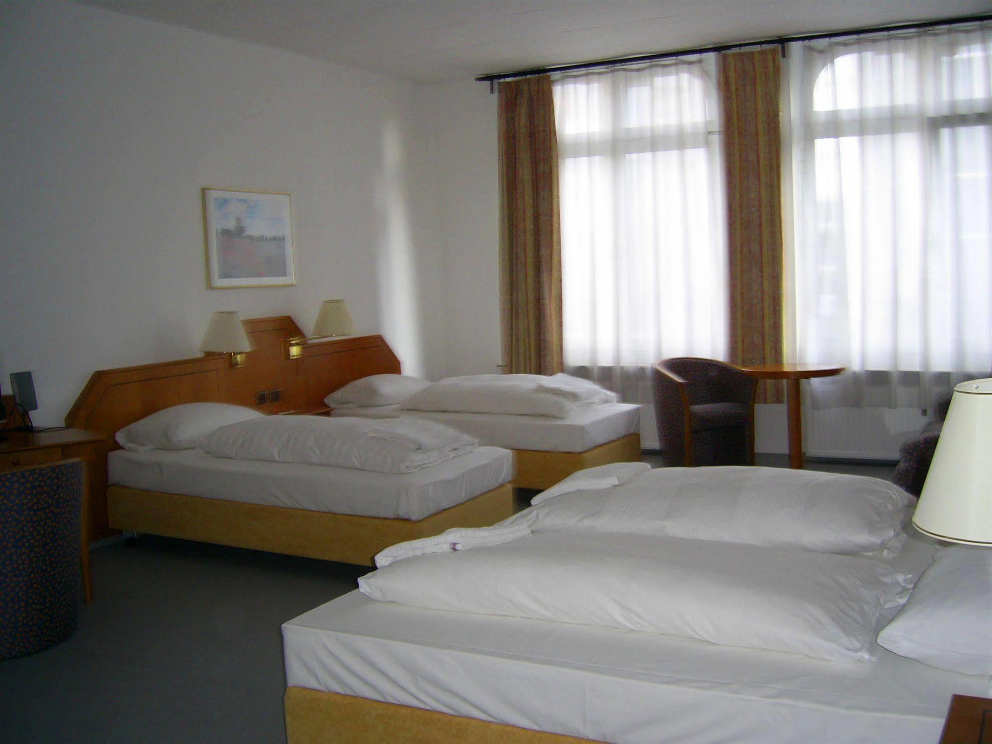 Willy Hotel Frankfurt Frankfurt am Main Exterior foto